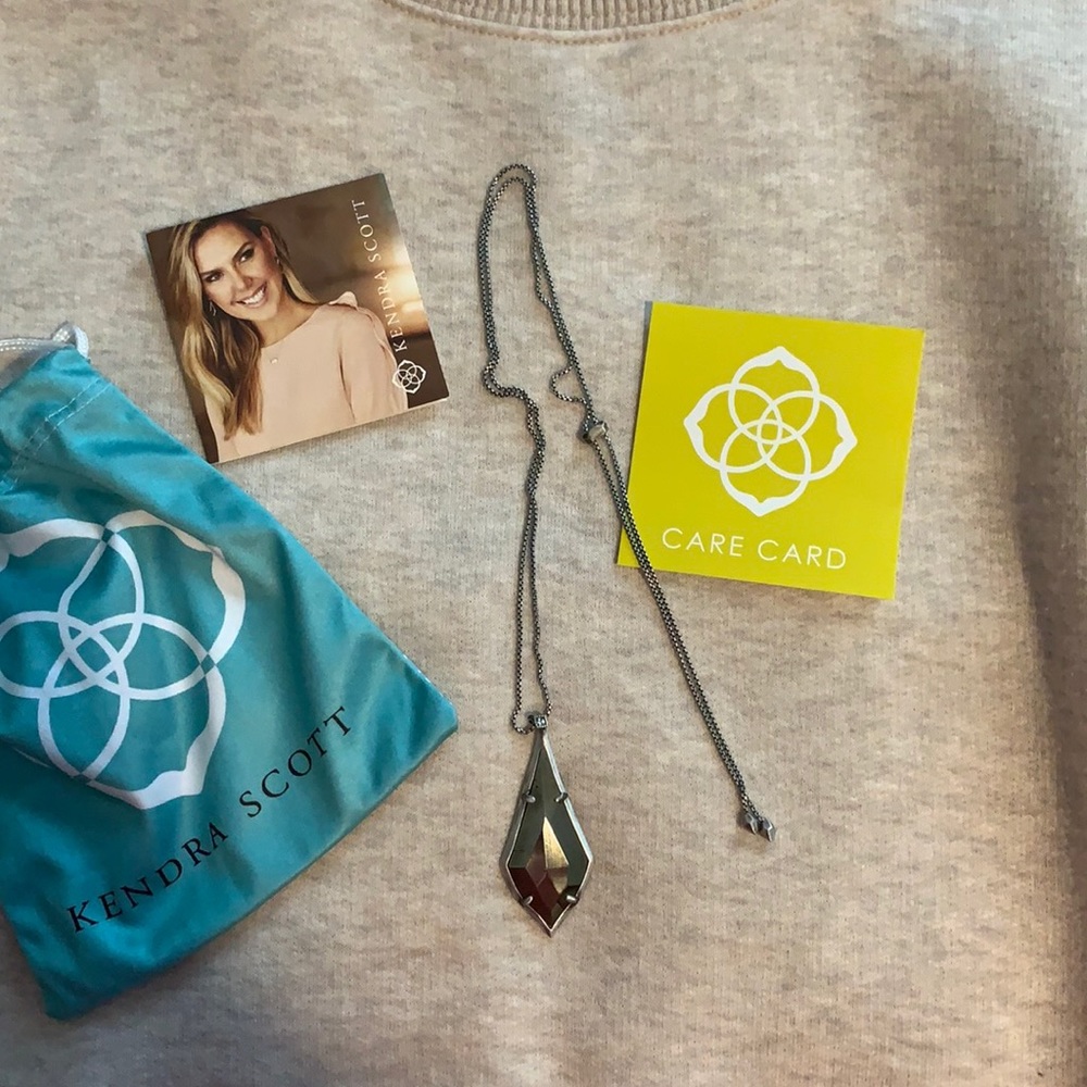 Kendra Scott Damon Pendant